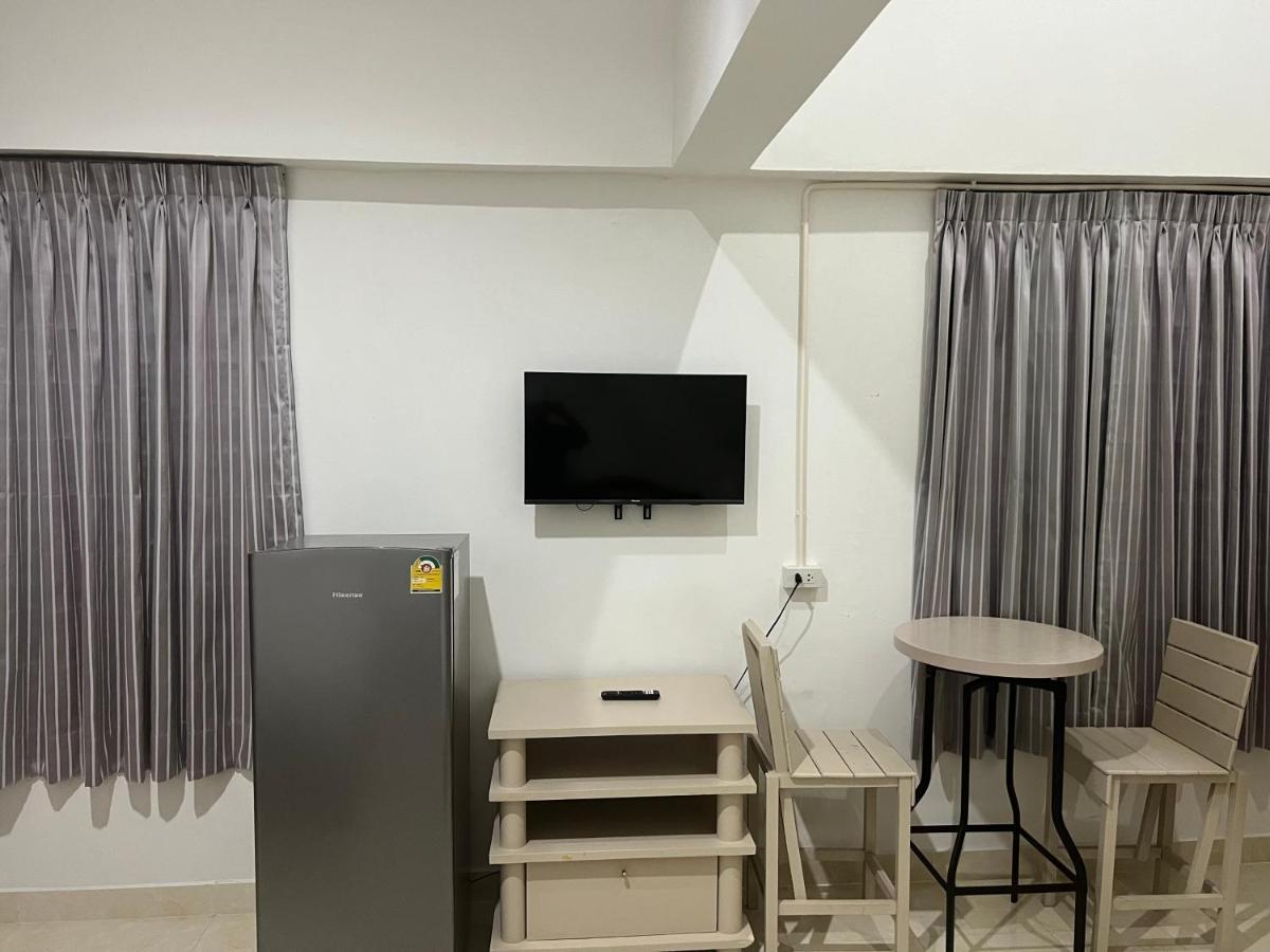 Mall Suites Hotel Bangkok Exterior photo